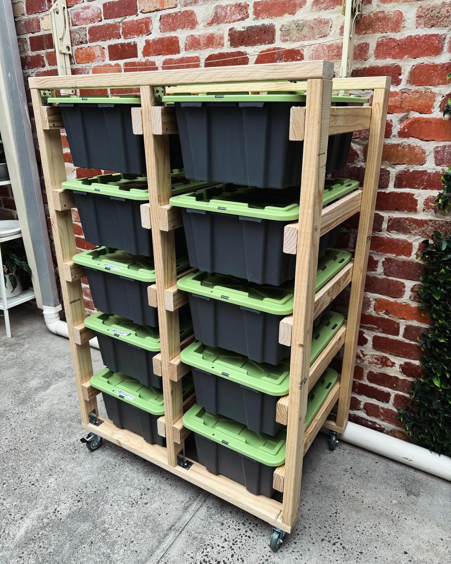 Slide Away 10x40L System