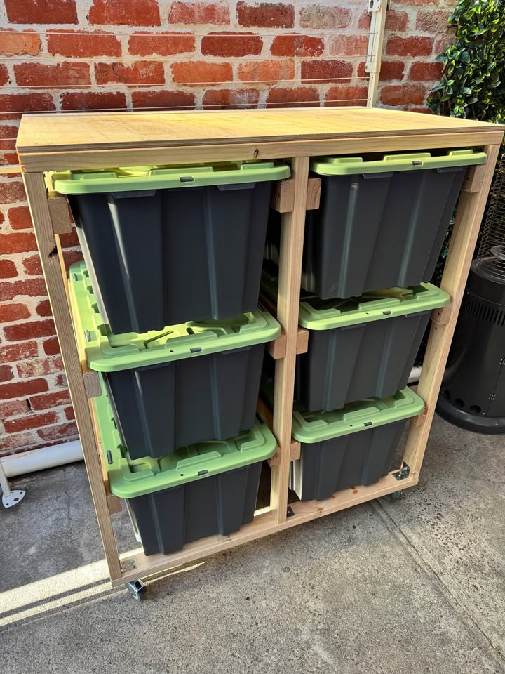 Slide Away 6x100L Storage System