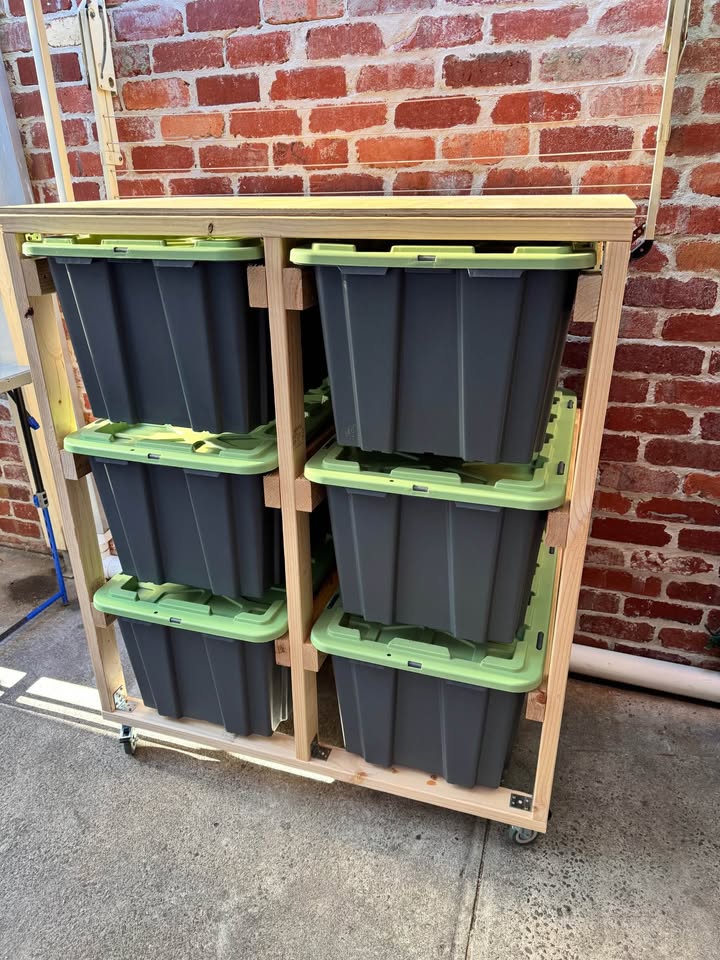 Slide Away 6x100L Storage System