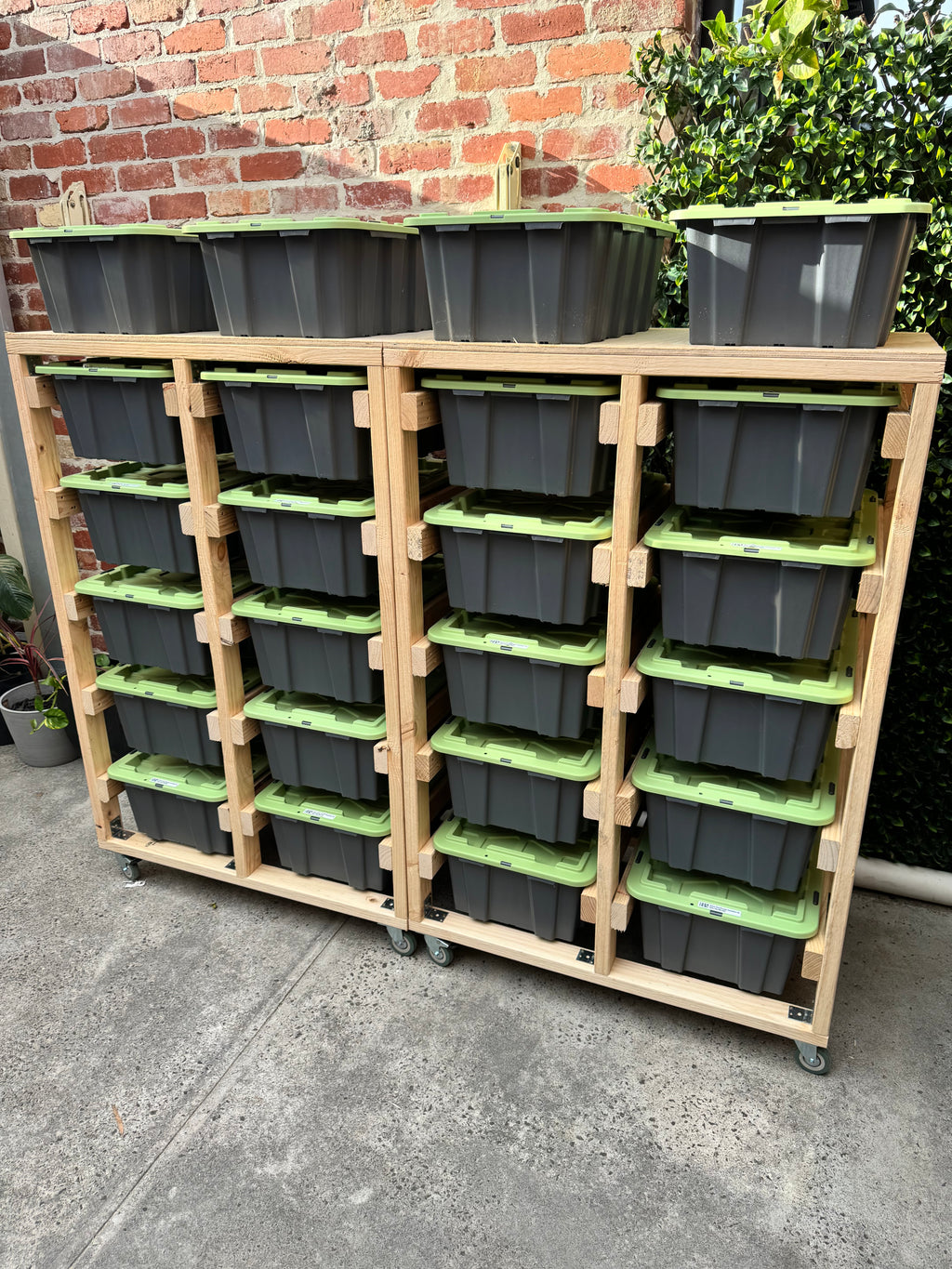 Slide Away 10x40L System