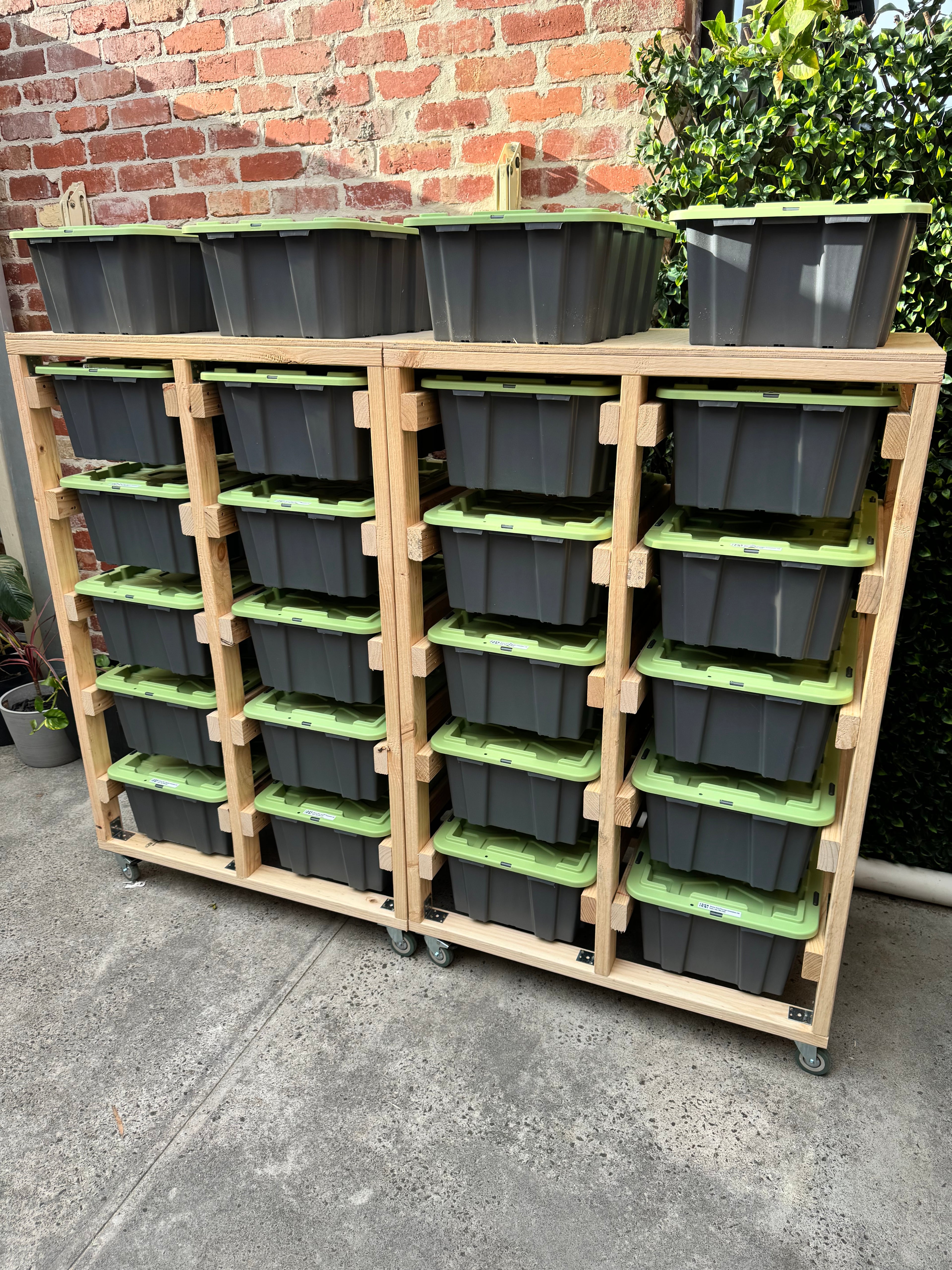 Slide Away 10x40L System