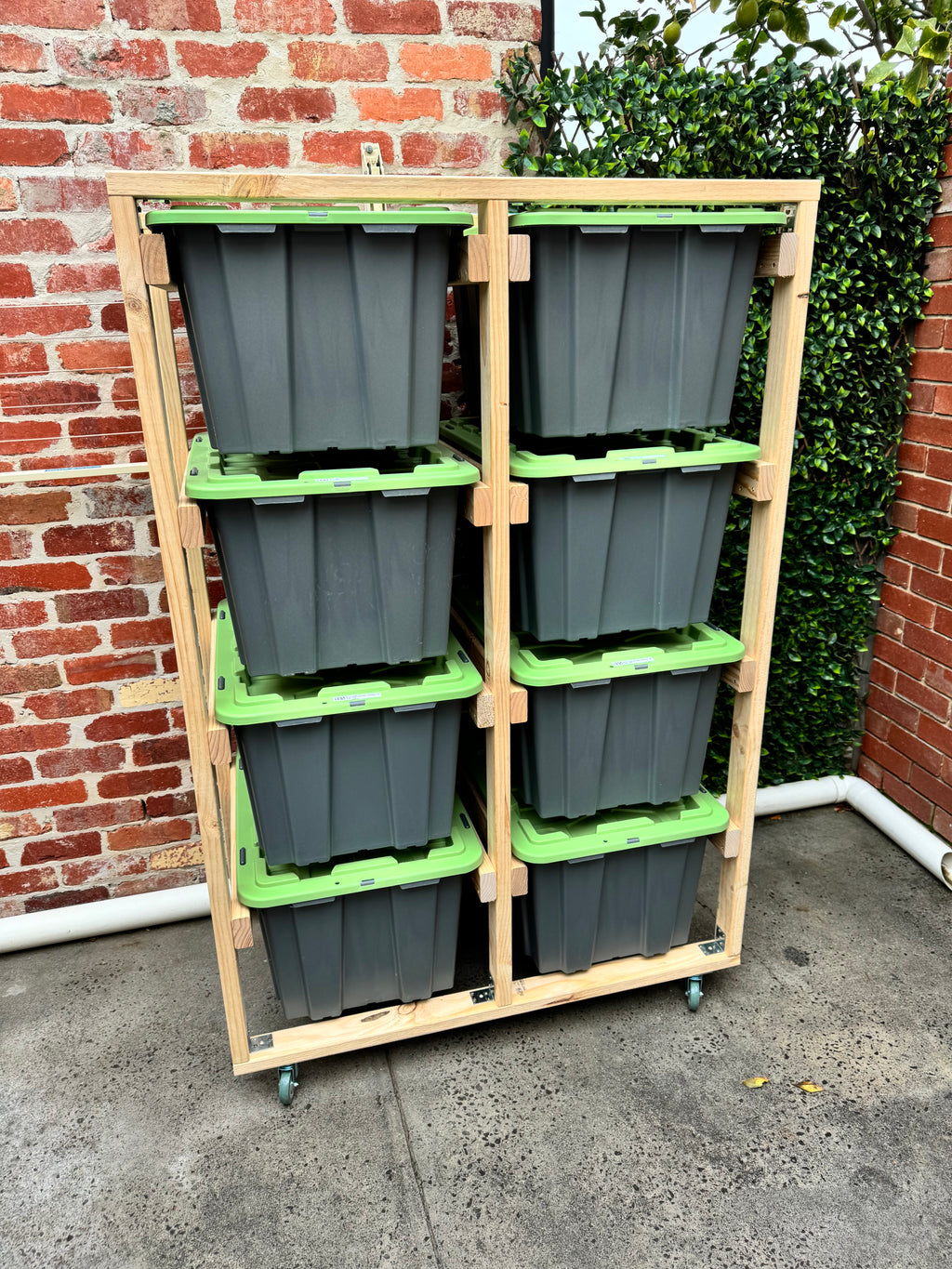 Slide Away 8x100L Storage System