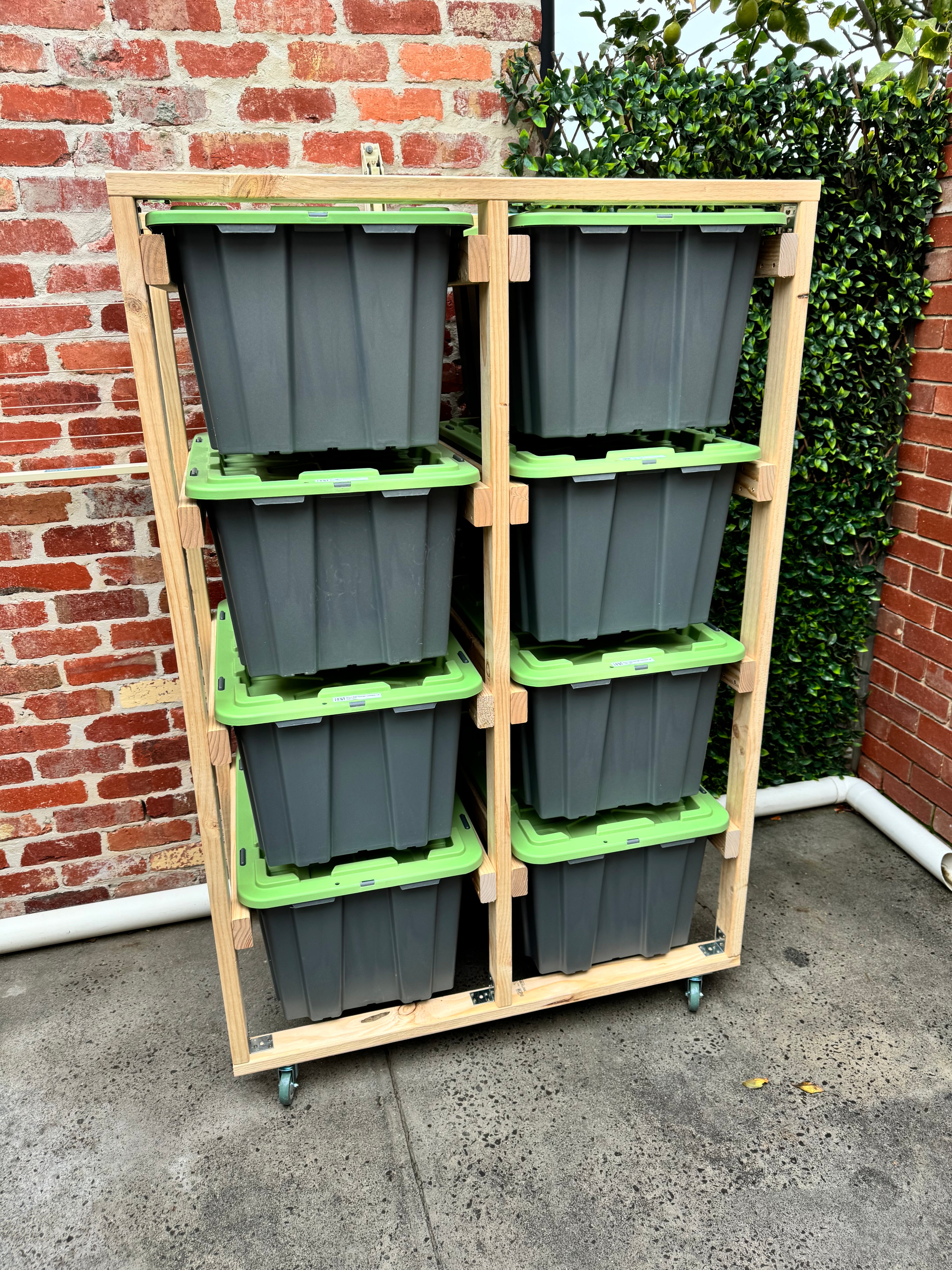 Slide Away 8x100L Storage System